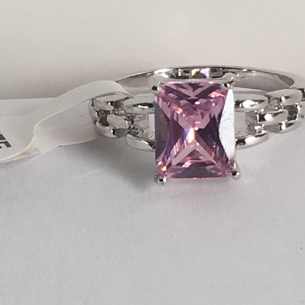 NEW WOMENS RING SIZE 10 - Picture 5 of 14